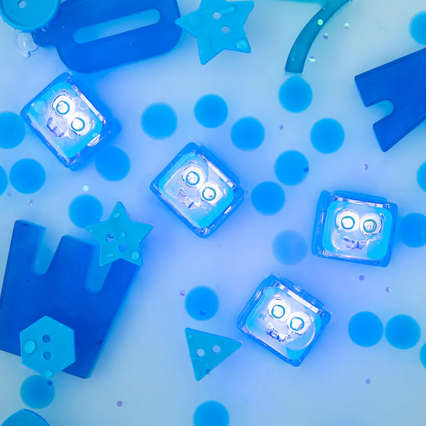 Glo Pals Blair Light Up Cubes (4 Pieces)