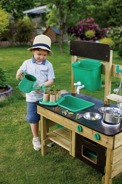 Outdoor Mud Kitchen - Hape